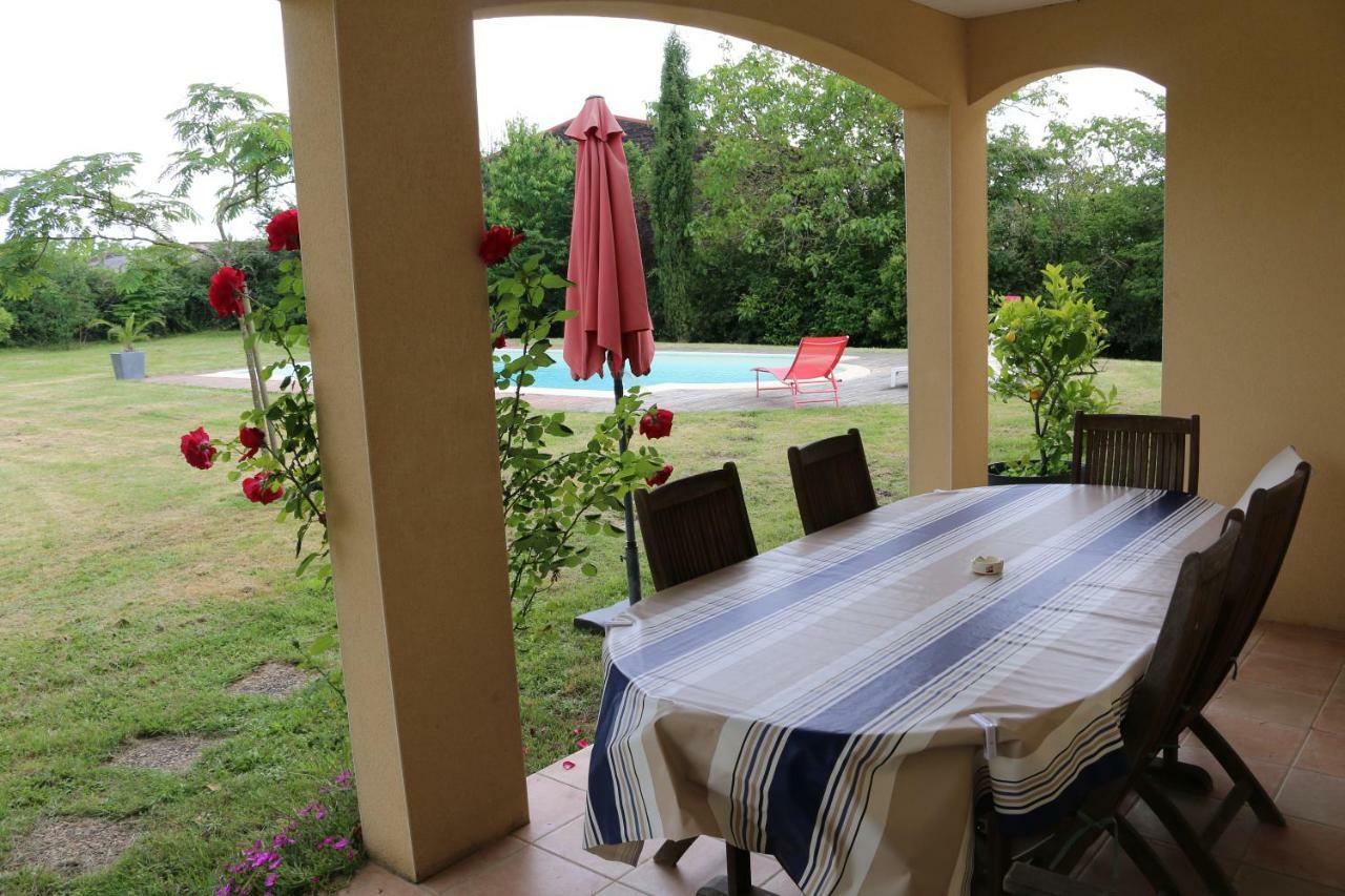 Villa Le Camp De Ferie Monpazier Esterno foto